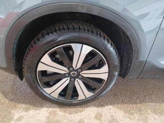 Volvo XC40  19