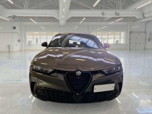 Alfa Romeo Tonale 5
