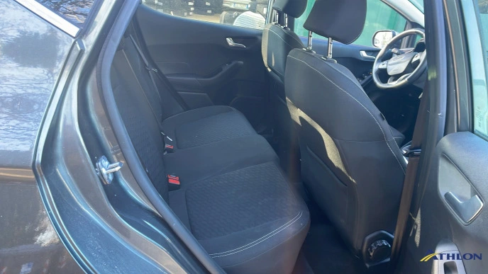 Ford Fiesta 7ª serie 11