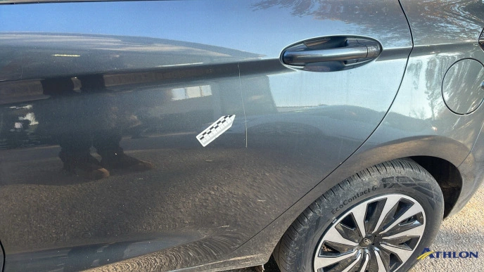 Ford Fiesta 7ª serie 17