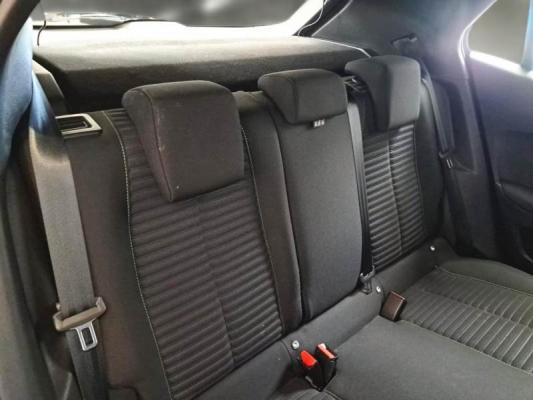 Peugeot 2008 14