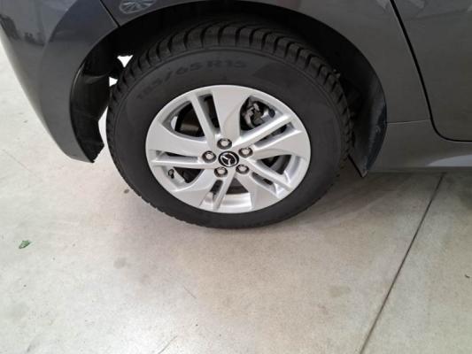 Mazda Mazda2 Hybrid 17