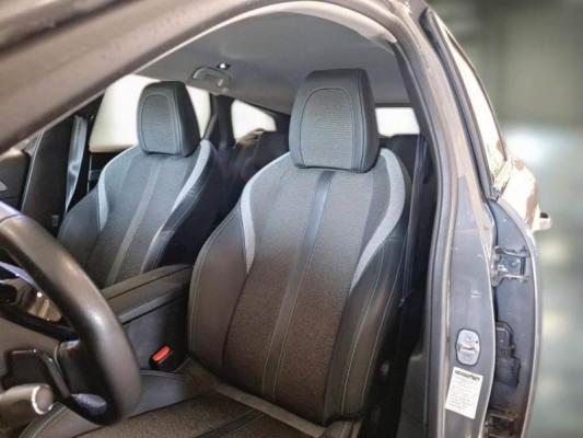 Peugeot 308 10
