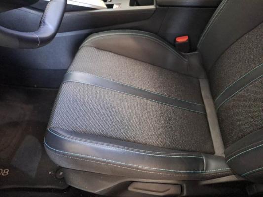 Peugeot 308 11